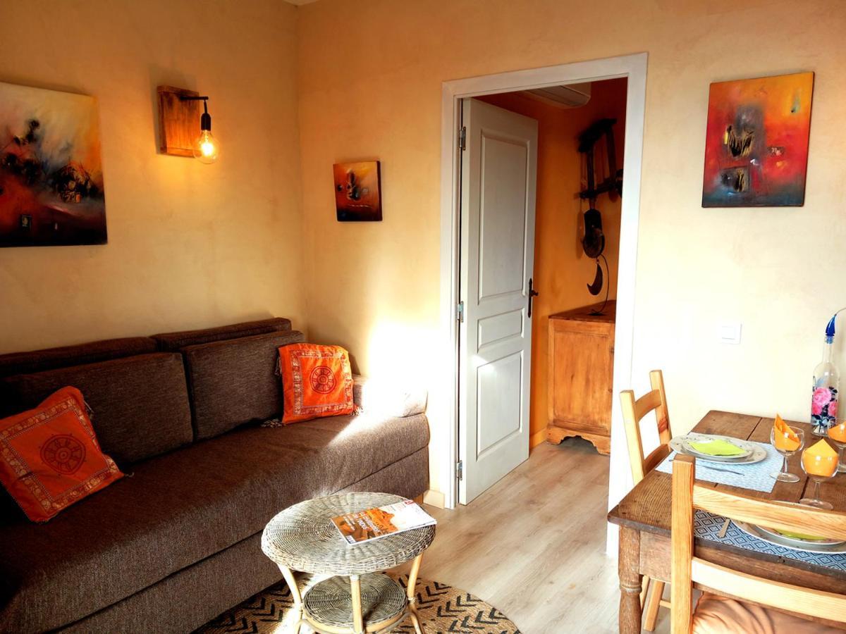 Mas Des Broussonnetiers Apartment Barjac  Bagian luar foto