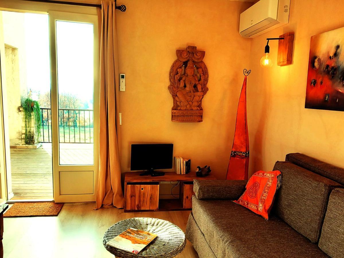 Mas Des Broussonnetiers Apartment Barjac  Bagian luar foto
