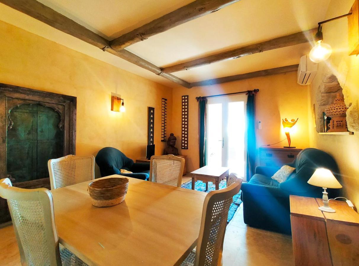 Mas Des Broussonnetiers Apartment Barjac  Bagian luar foto